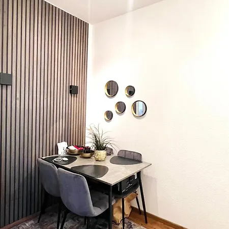 Modernes In Apartment Düsseldorf
